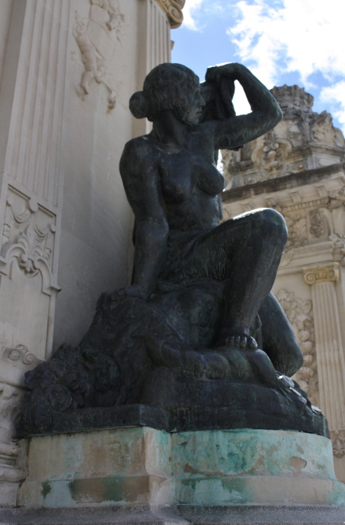 Madrid Day II Woman Statue
