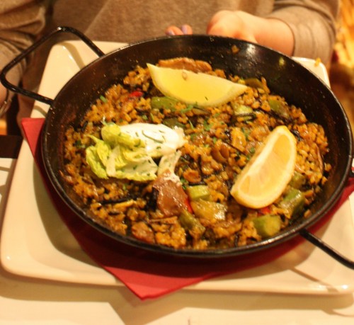 Veggie Paella at Isla del Tesoro