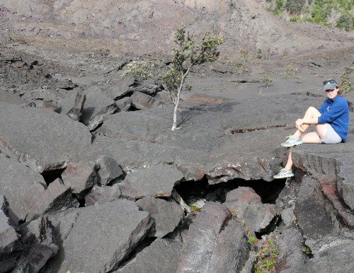 hawaii-kilauea-iki-trail-volcanos-national-park-john-and-logan-resting-along-the-trail